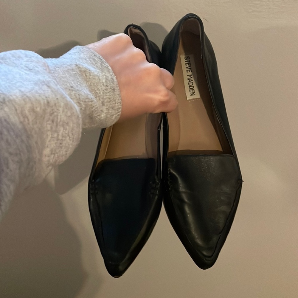Steve Madden Black Flats/Loafers